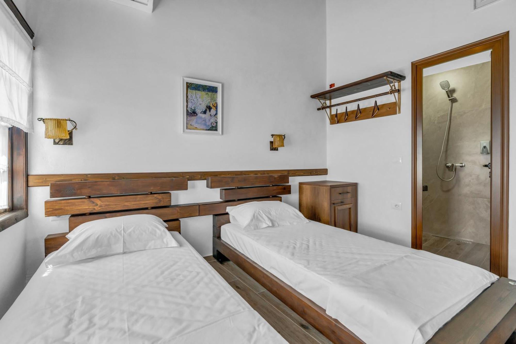Hotel Bohem Berat Eksteriør billede
