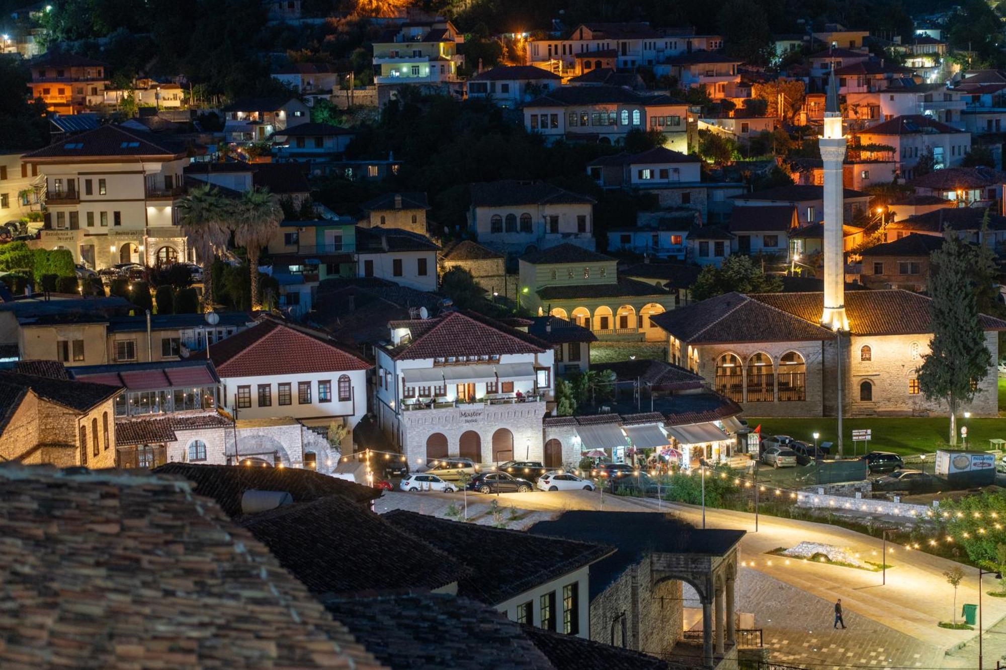 Hotel Bohem Berat Eksteriør billede